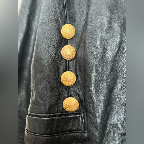 Vintage Mondi 80s Black Leather Jacket & Shorts Set – Gold Buttons, Size 38/36 - Picture 11 of 16